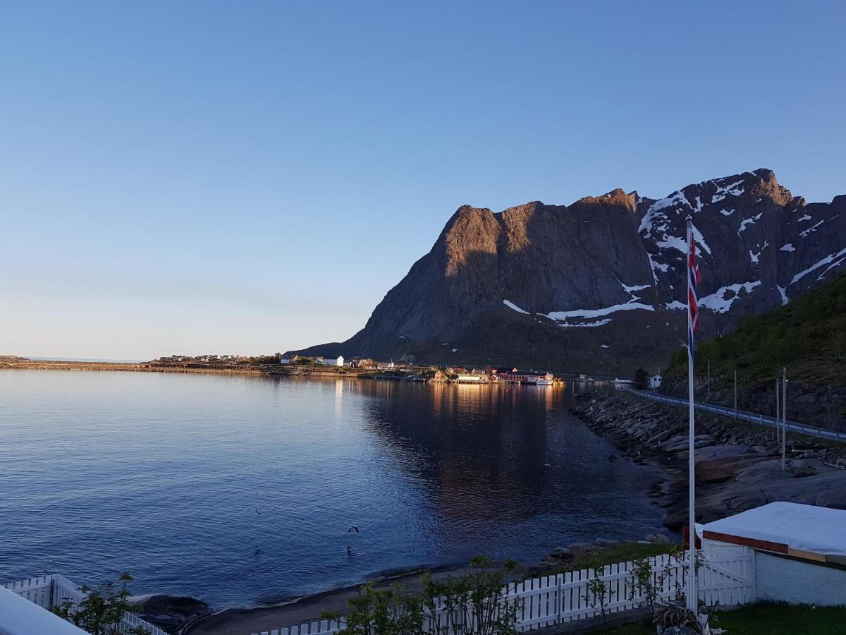 Villa Knut Ellingsen Reine Esterno foto